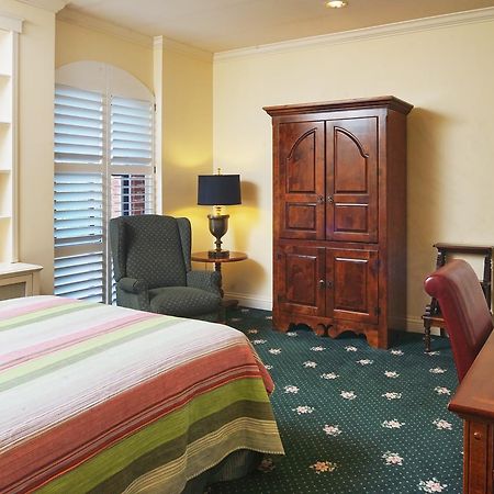 Hotel Mac Richmond Eksteriør bilde